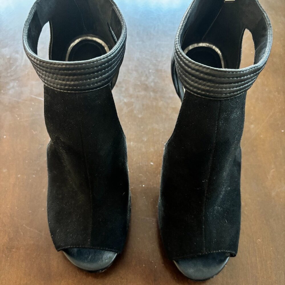 White House Black Market WHBM Adley Black Suede Booties Size 7.5M